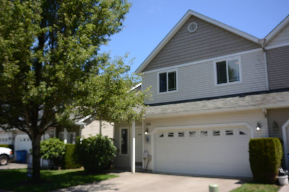 Townhouse for rent at 2203 NE 163rd Ave, Vancouver, WA 98684