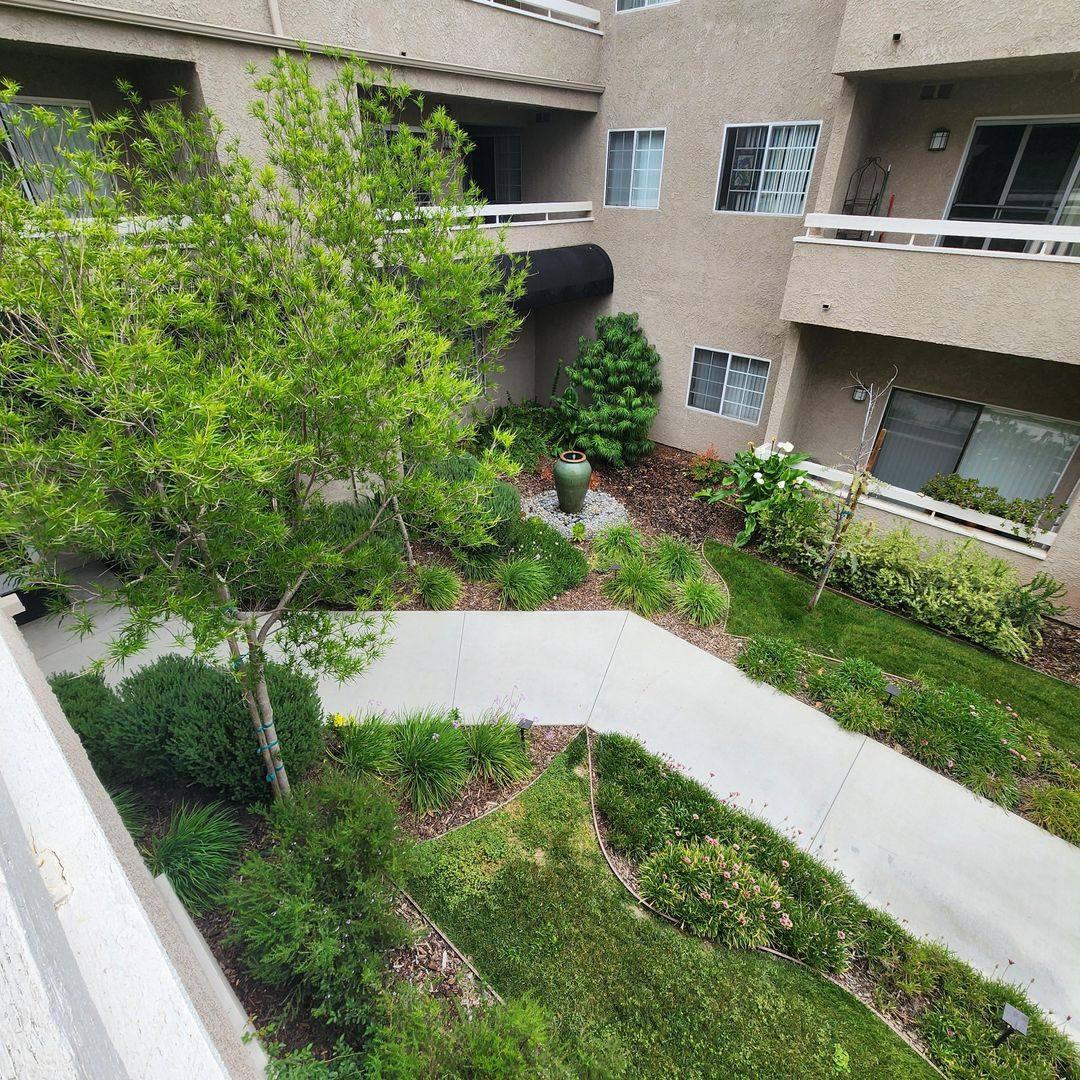 Apartment for rent at 24724 Valley St, Newhall, CA 91321