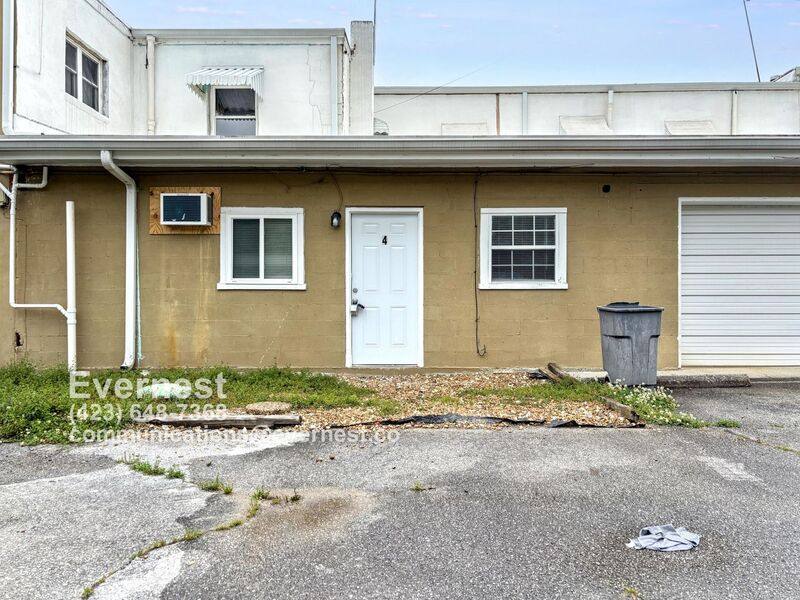 Apartment for rent at 9823 Dallas Hollow Rd #4, Soddy Daisy, TN 37379