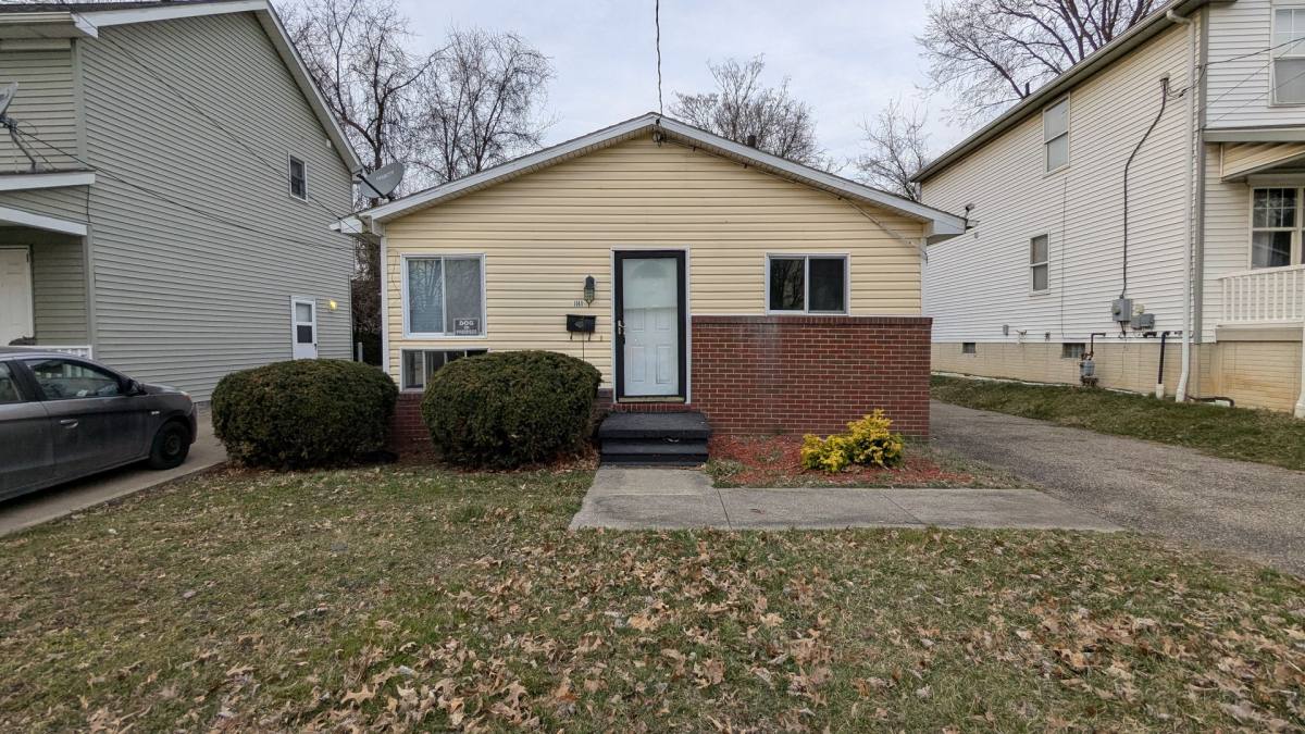 House for rent at 1141 Maryville Ave, Akron, OH 44305