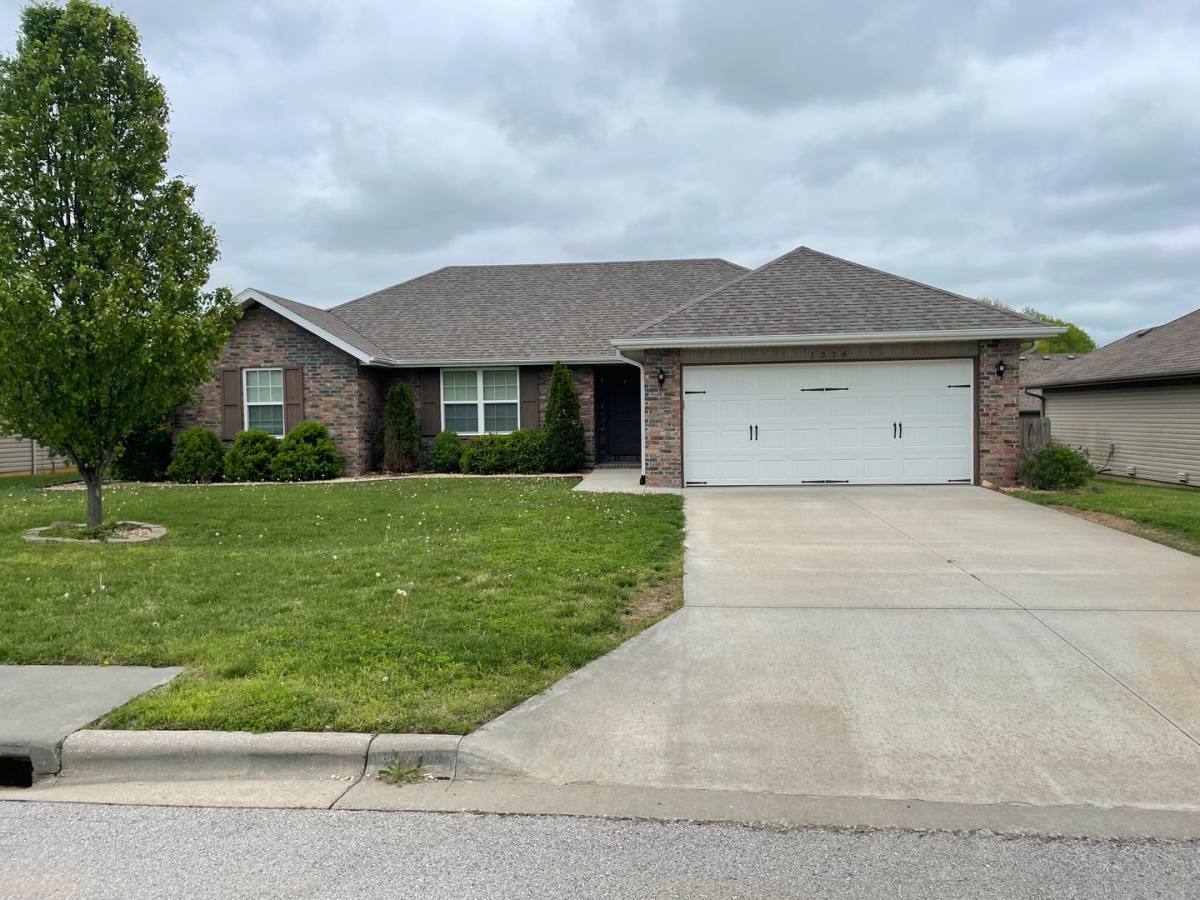 House for rent at 1276 S Rome Ave, Republic, MO 65738