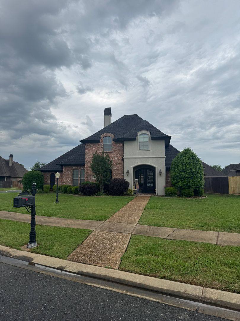 House for rent at 932 Royal Circle, Bossier City, LA 71111