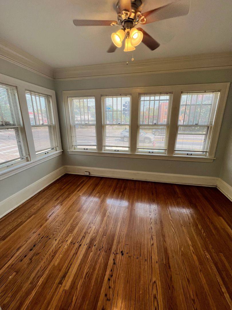 Apartment for rent at 705 W 31st St, Minneapolis, MN 55408