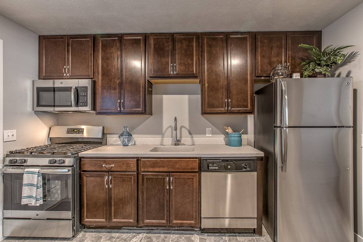 Apartment for rent at 37 Bluff St, Council Bluffs, IA 51503