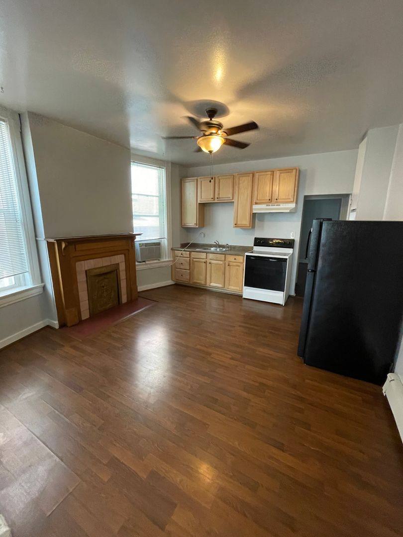 Apartment for rent at 124 N B St, Salt Lake City, UT 84103