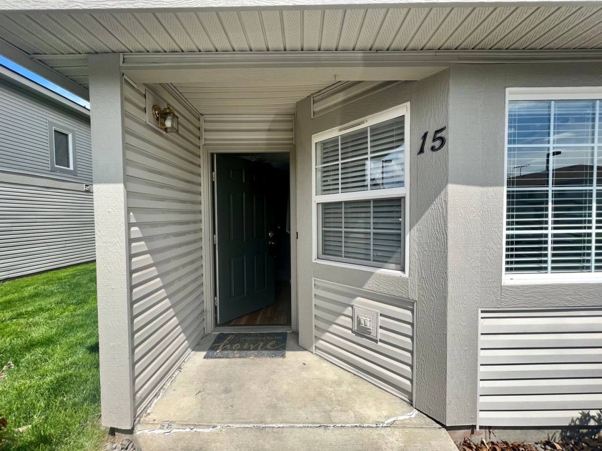 Townhouse for rent at 209 E 18th Ave, Ellensburg, WA 98926