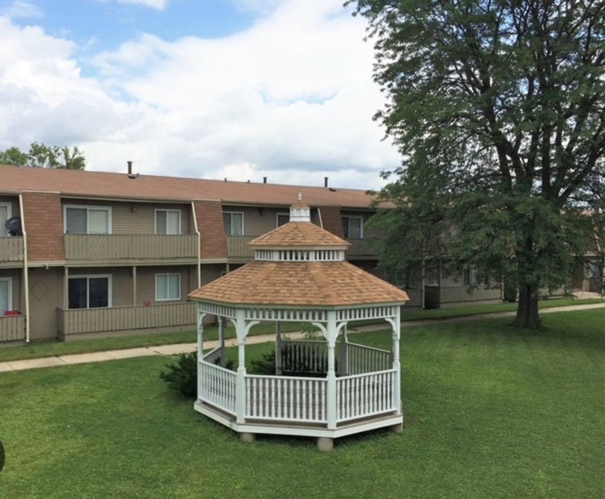 Apartment for rent at 15928-38 S Leclaire Ave, Oak Forest, IL 60452