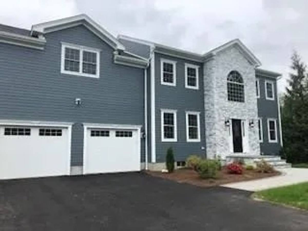 House for rent at 162 Sowams Rd, Barrington, RI 02806
