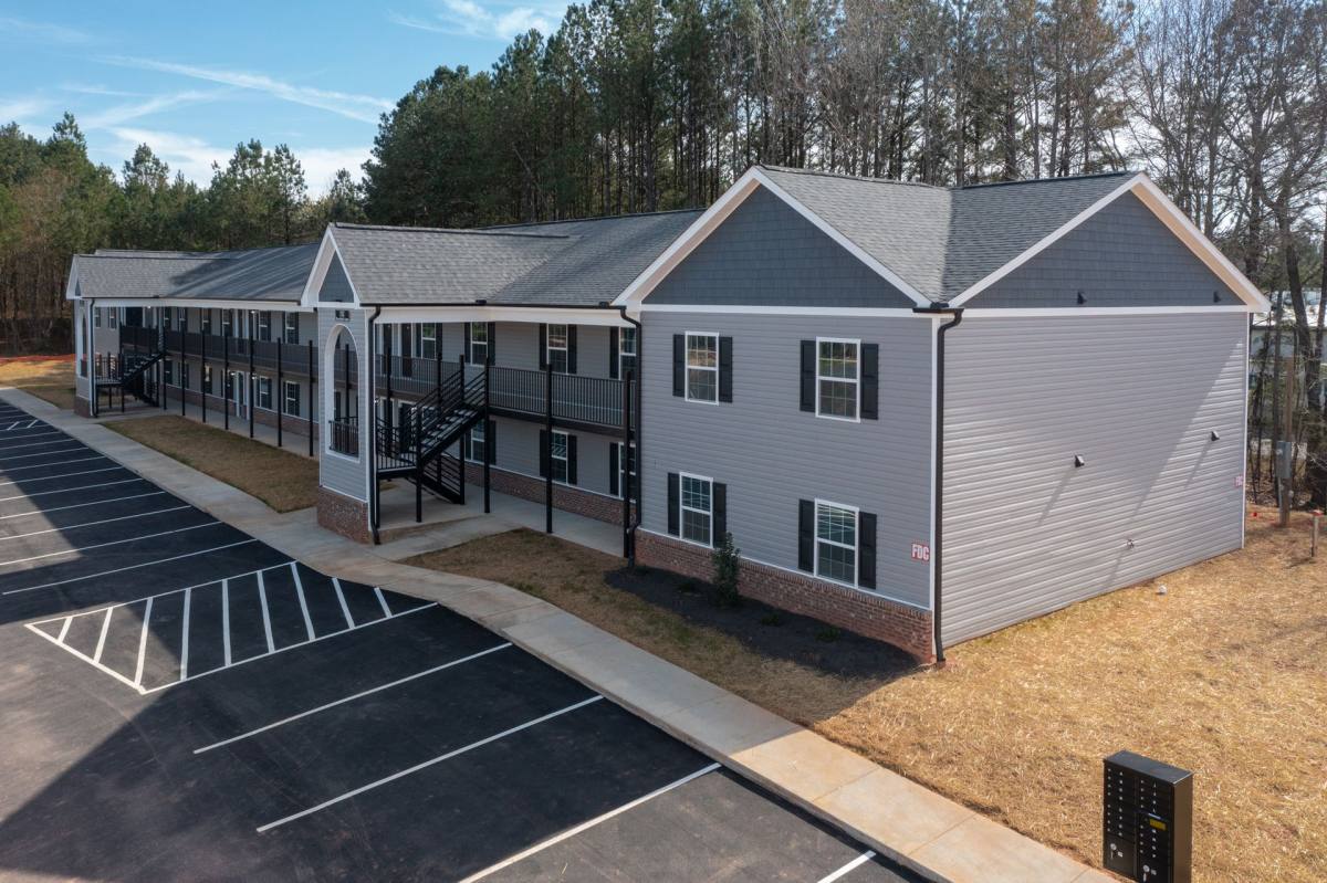 Apartment for rent at 132 Brookside Lane, South Hill, VA 23970
