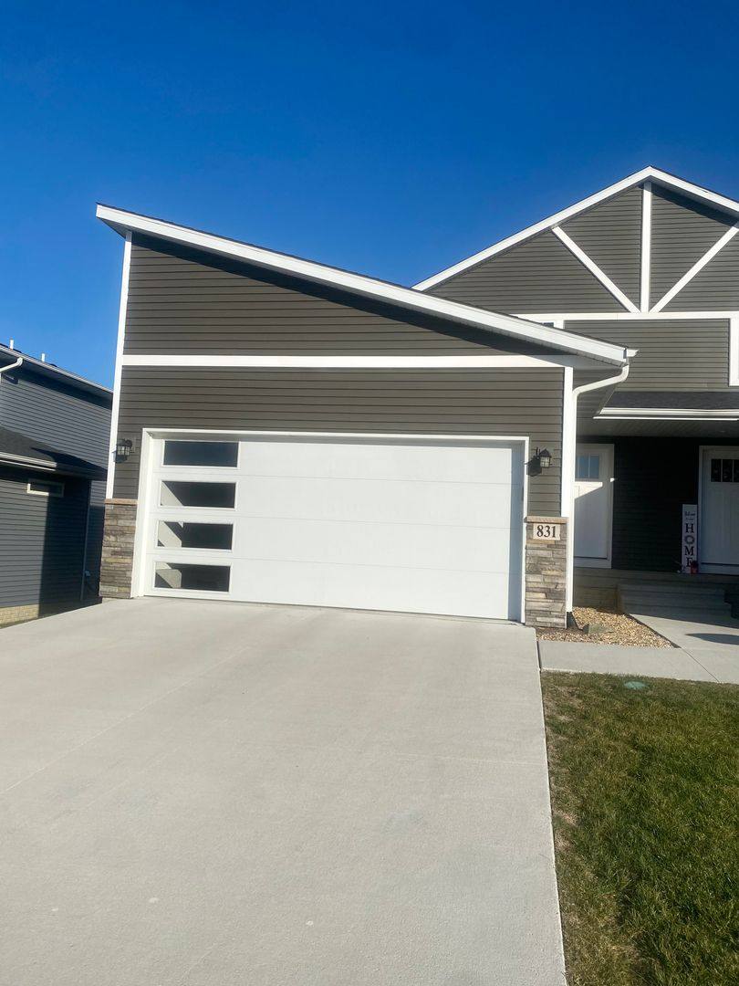Condo for rent at 831 Grindstone Circle, Waterloo, IA 50702