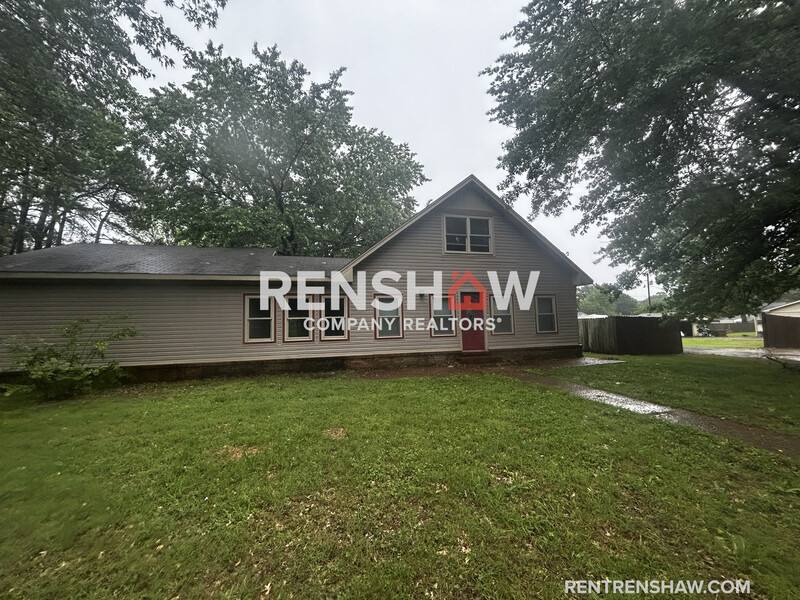 House for rent at 76 Crestwood Dr, Jackson, TN 38305
