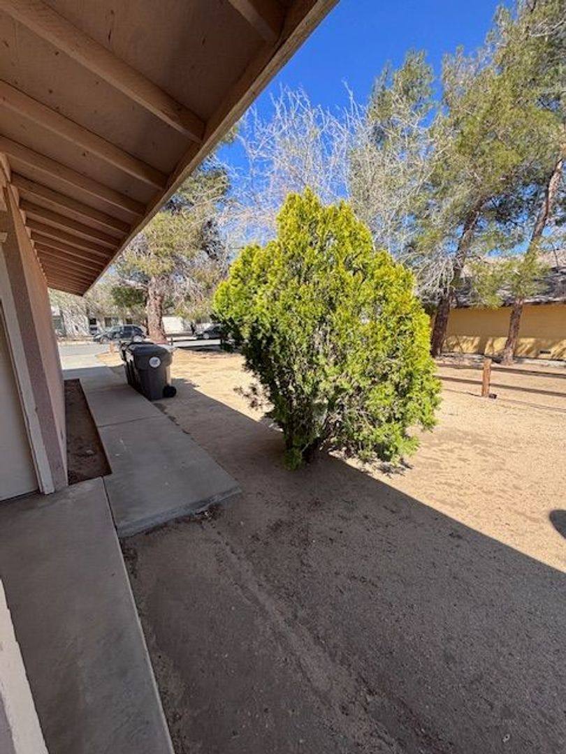 Apartment for rent at 7395 Cibola Trail, Yucca Valley, CA 92284