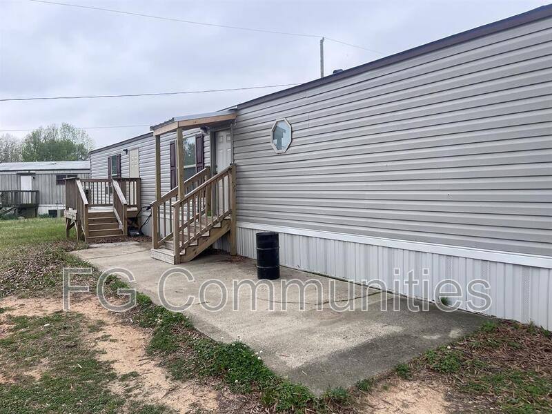 House for rent at 6403 Bentwood Lane, Denver, NC 28037