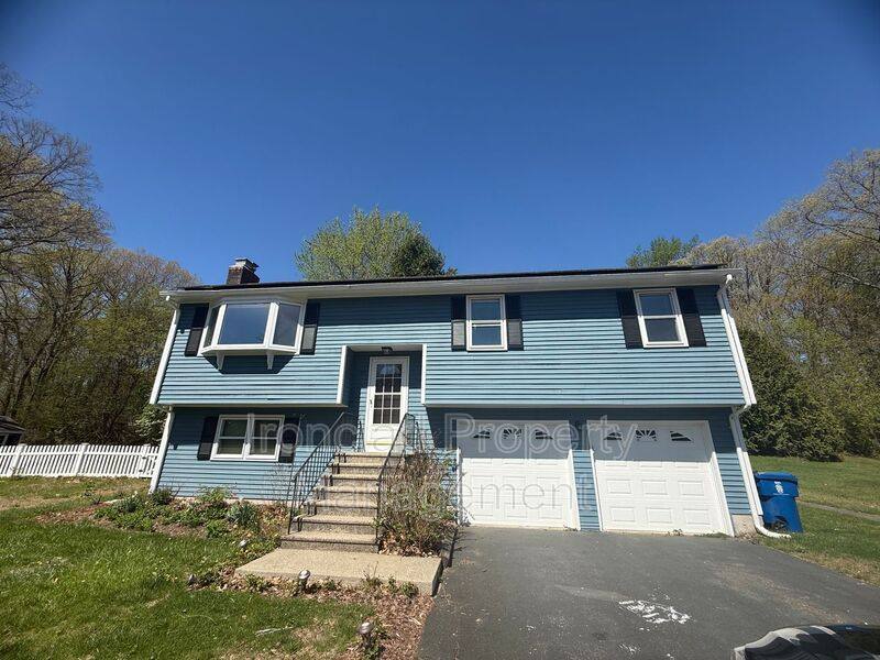 House for rent at 75 Harold Rd, Farmington, CT 06032