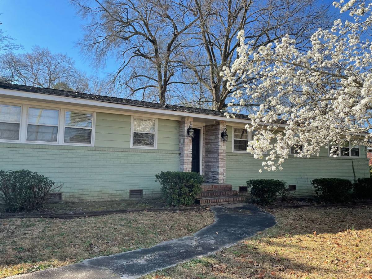 House for rent at 1423 Duke St, West Columbia, SC 29169