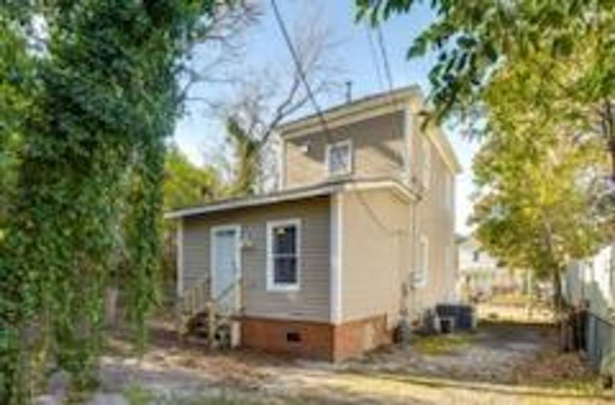 Apartment for rent at 1113 Olympia Ave, Columbia, SC 29201