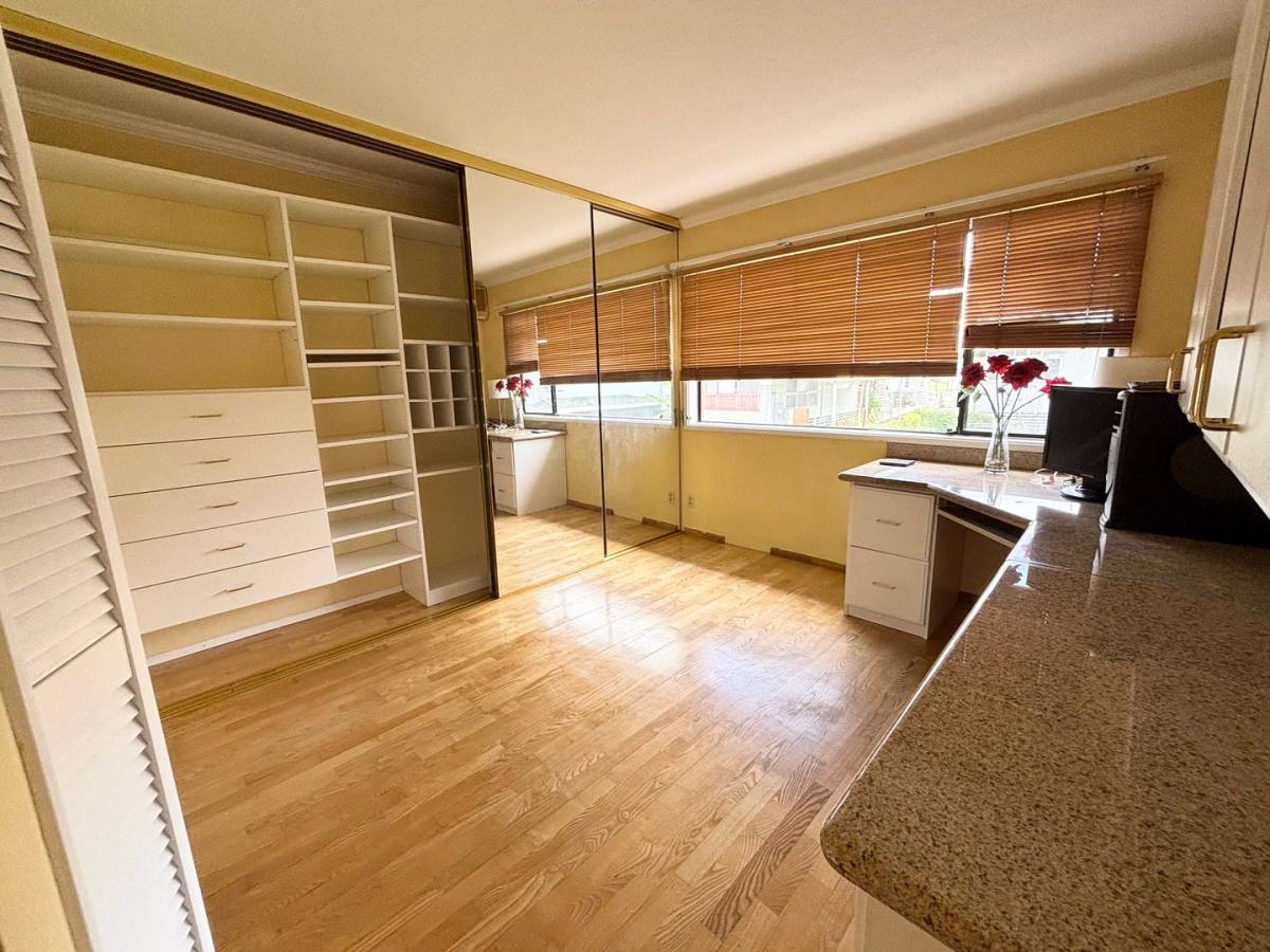 Townhouse for rent at 1649 Waikahalulu Lane, Honolulu, HI 96817