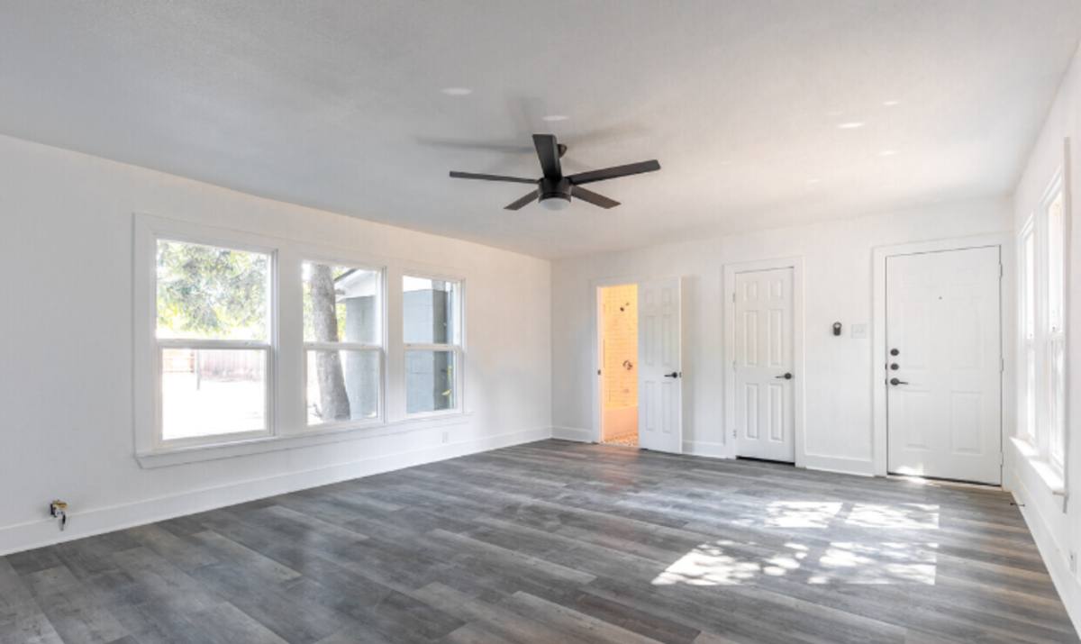 Apartment for rent at 4619 Ross Ave, Dallas, TX 75204
