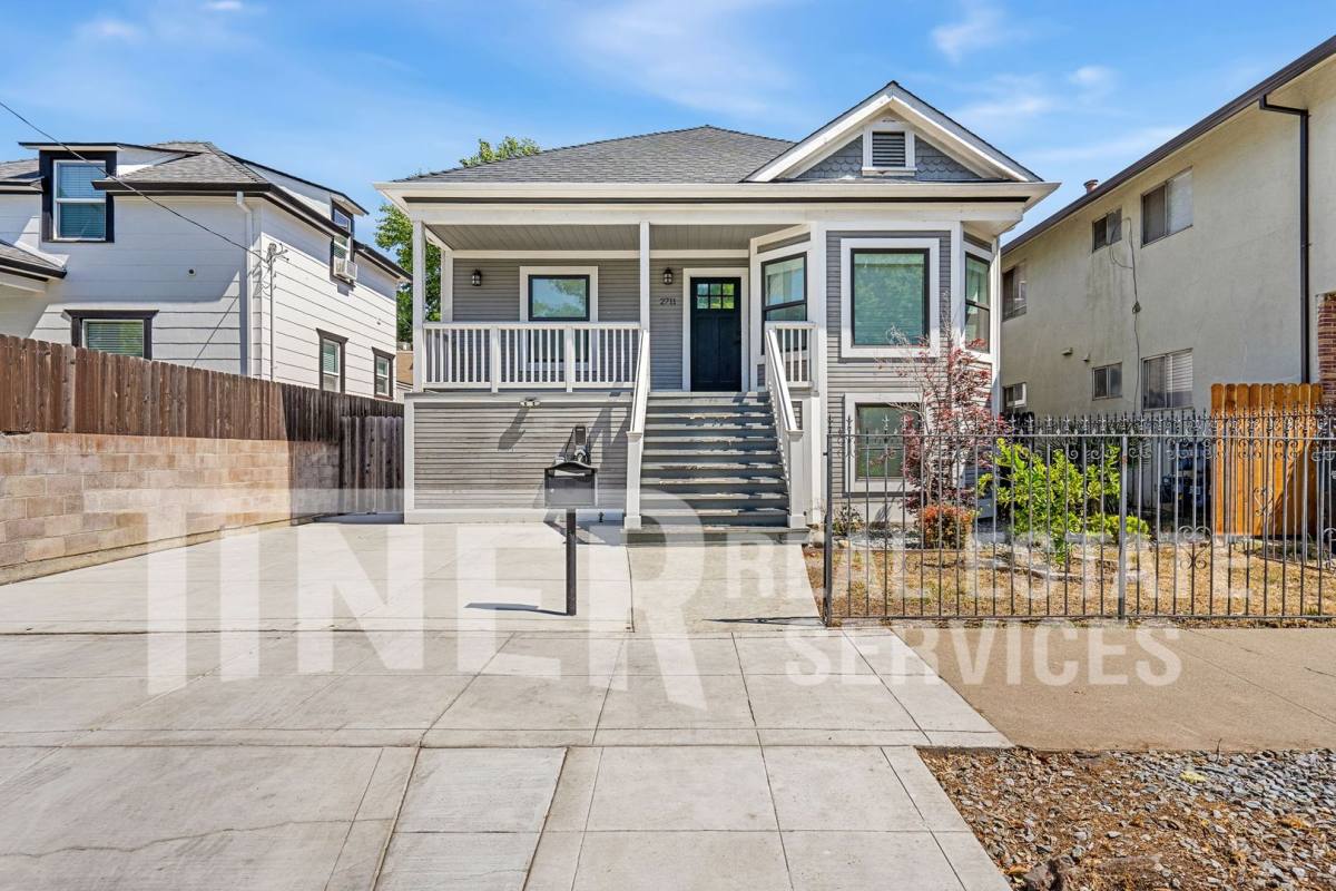 House for rent at 2711 U St, Sacramento, CA 95818