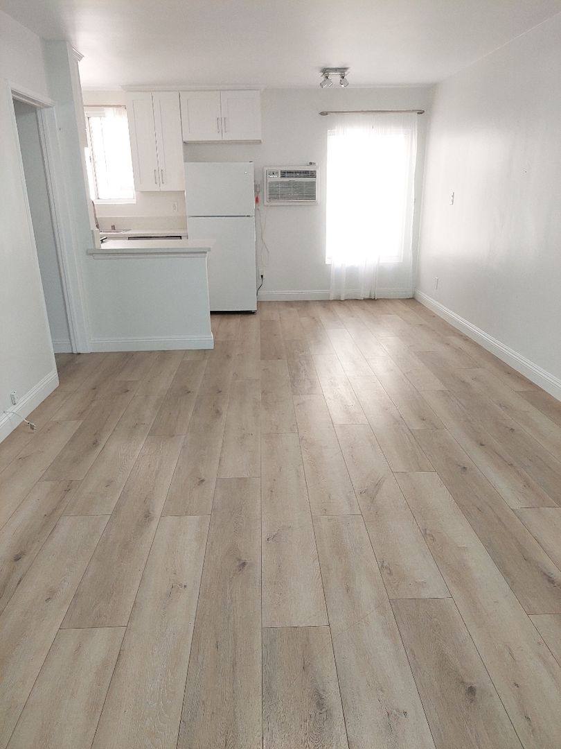 Apartment for rent at 6640 Woodman Ave, Van Nuys, CA 91401