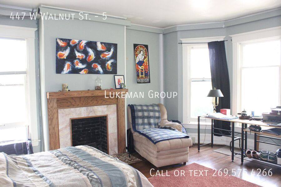 Apartment for rent at 447 W Walnut St #5, Kalamazoo, MI 49007