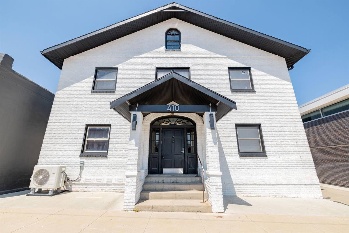 Apartment for rent at 410 1st St #6, Milford, NE 68405