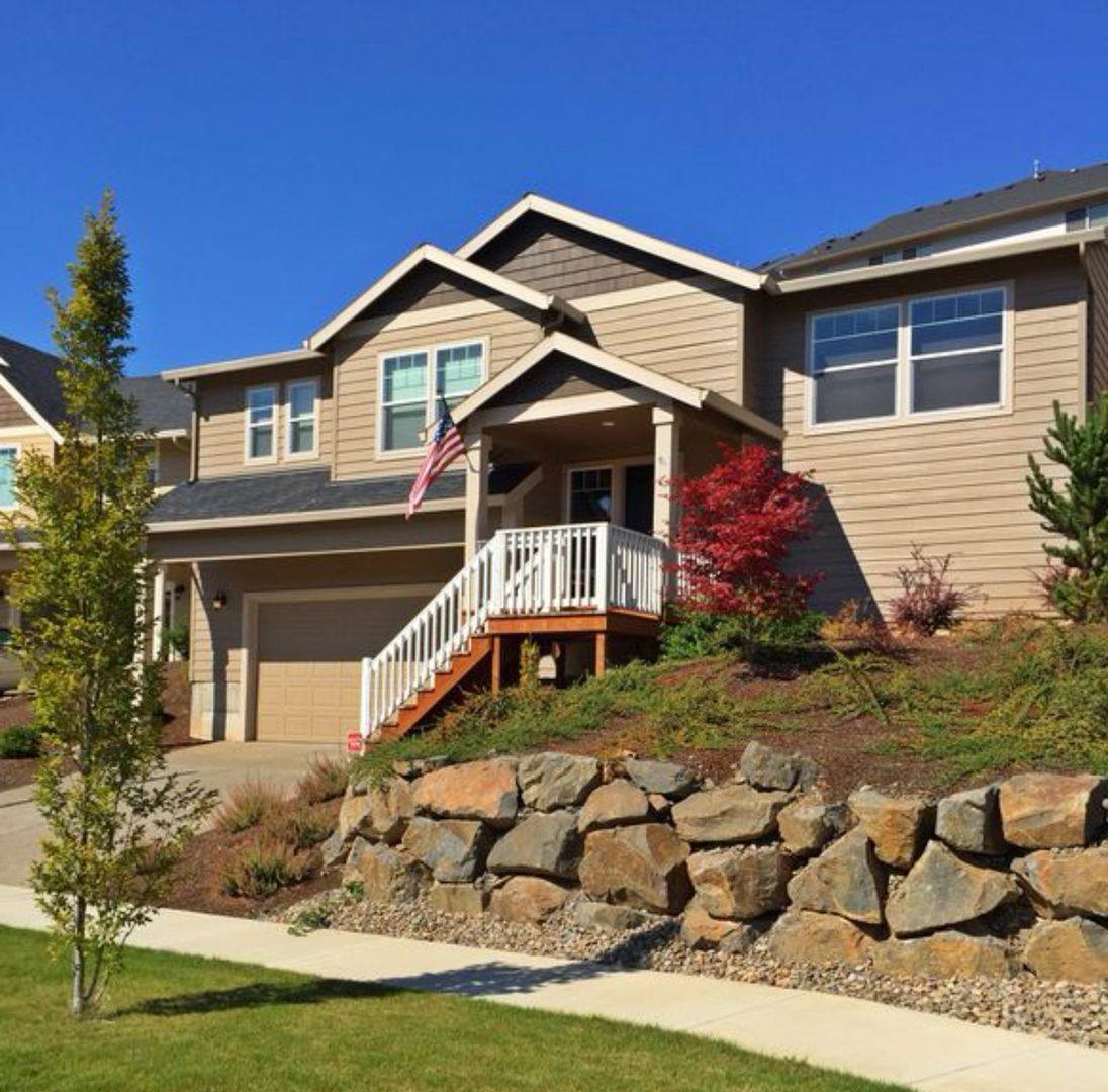 House for rent at 2515 Benjamin Ave NW, Salem, OR 97304