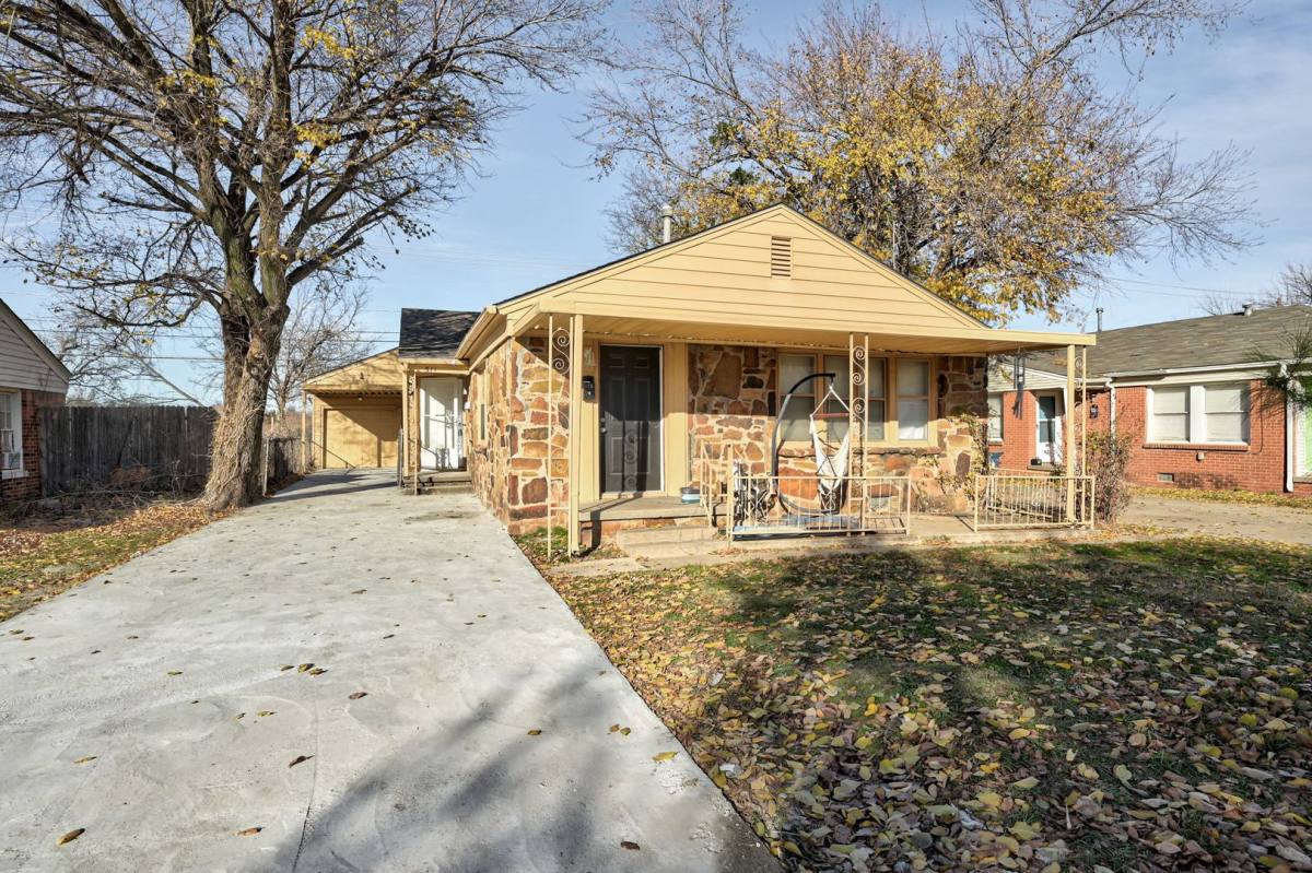 Townhouse for rent at 511 E Indian Dr, Oklahoma City, OK 73110
