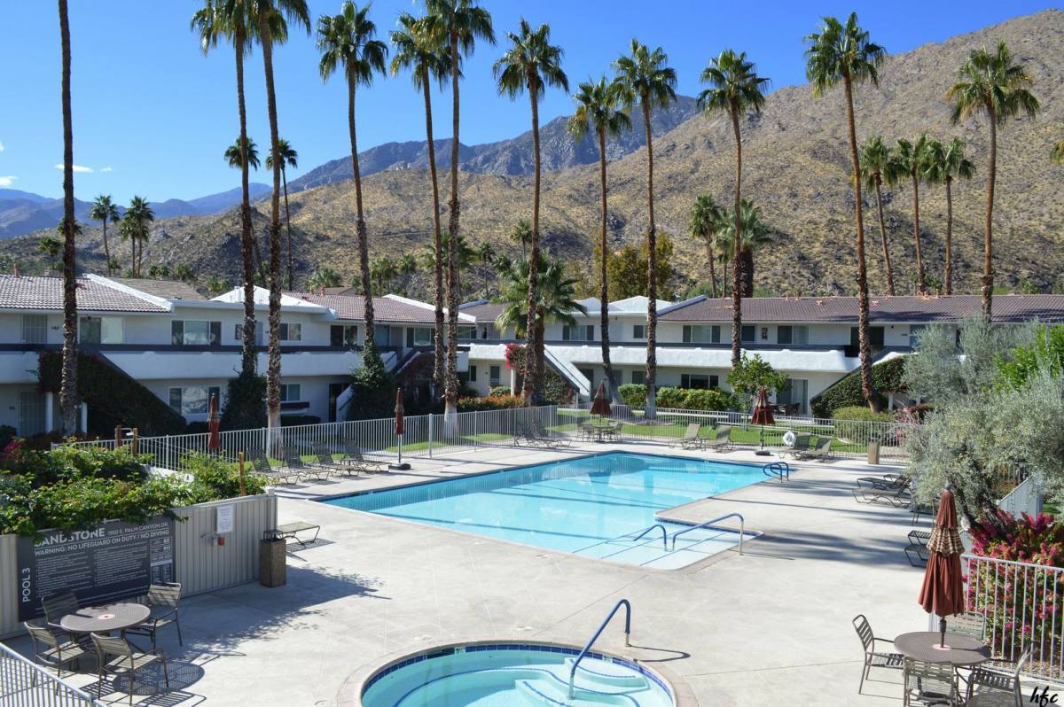 Apartment for rent at 1950 S Palm Canyon Dr, Palm Springs, CA 92264