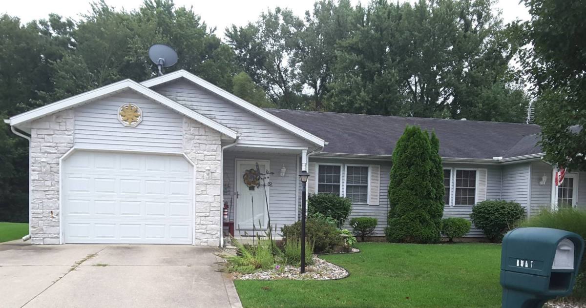 House for rent at 2021 Autumn Ridge Lane, Elkhart, IN 46514