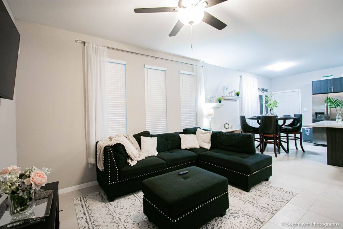Apartment for rent at 5609 Swallow, Mission, TX 78573