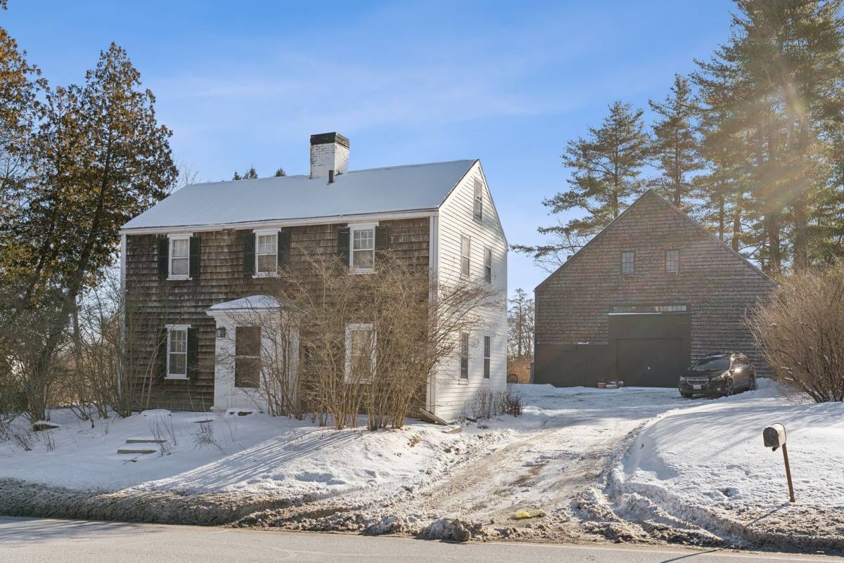 House for rent at 1824 Congress St, Portland, ME 04102