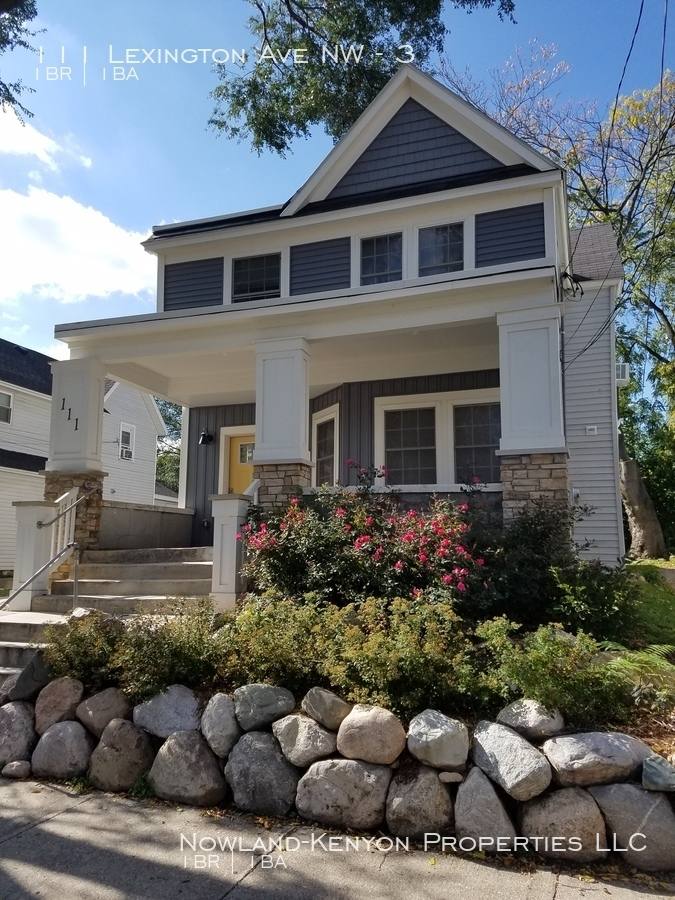 Apartment for rent at 111 Lexington Ave NW #3, Grand Rapids, MI 49504