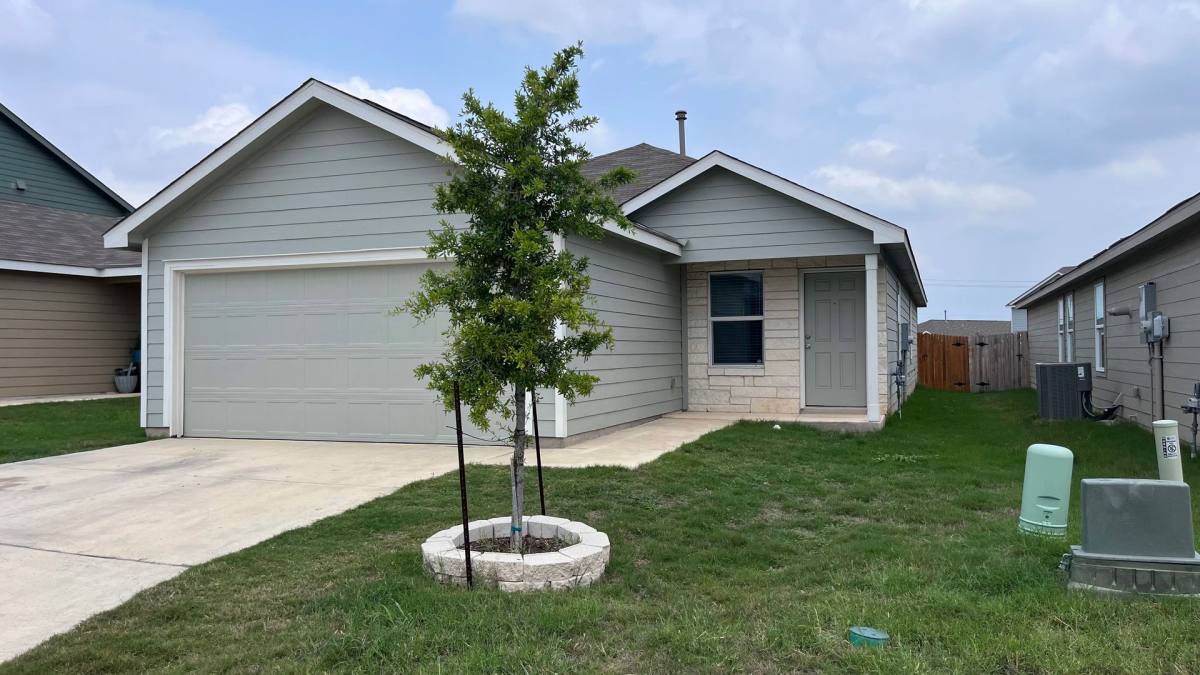 House for rent at 5474 Daphne Path, San Antonio, TX 78253