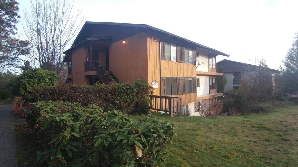 Apartment for rent at 2112 S 107th St, Seattle, WA 98168