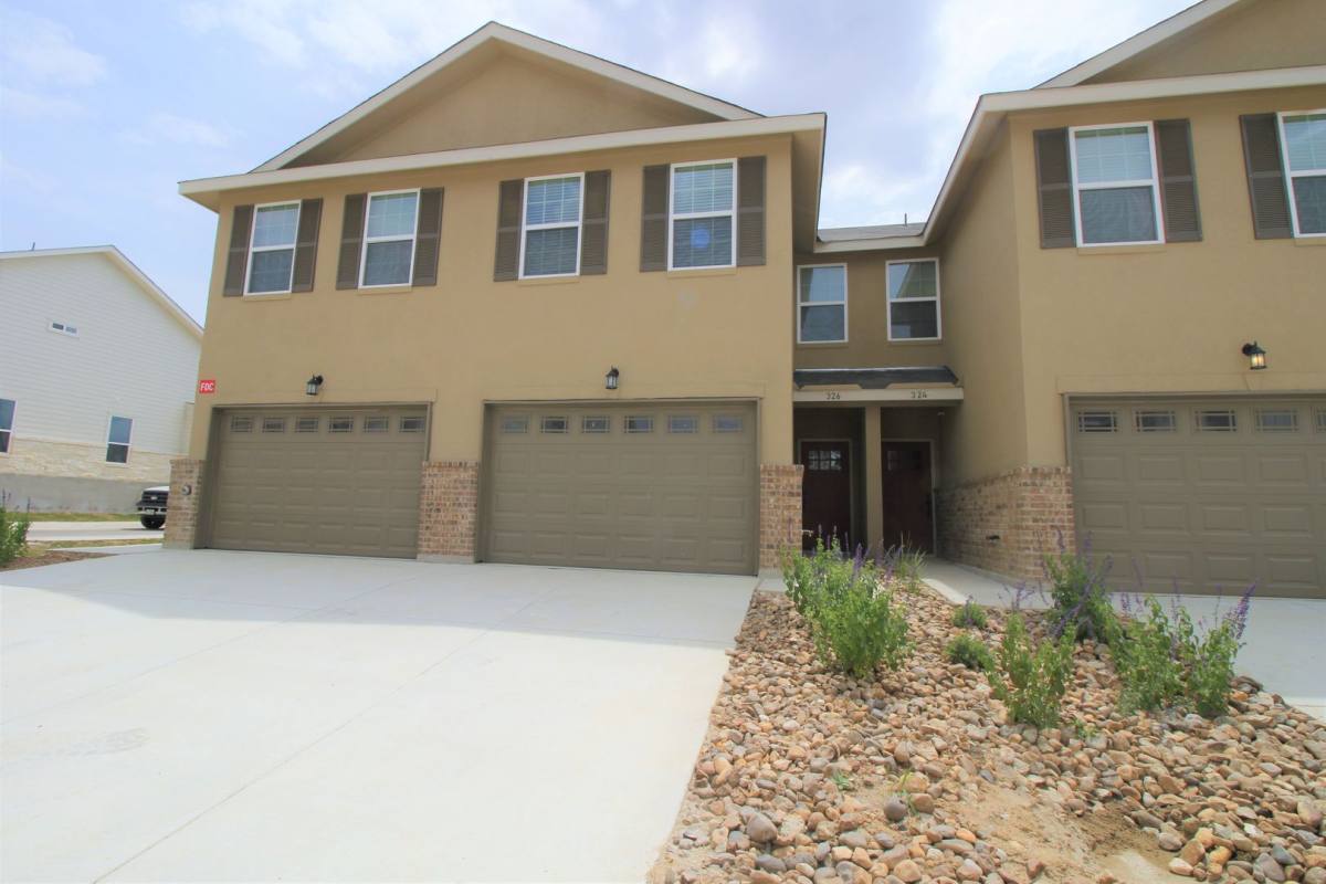 House for rent at 326 Untermaier, New Braunfels, TX 78130