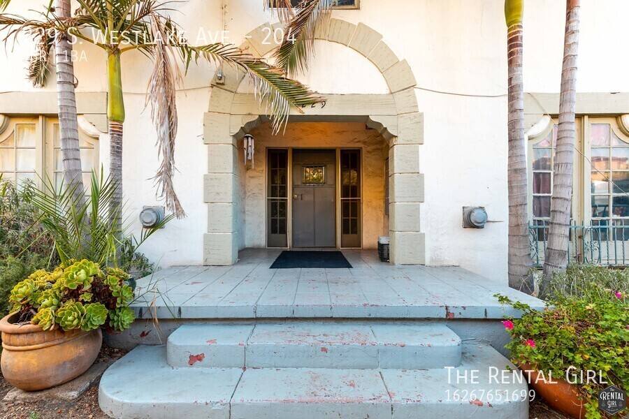 Apartment for rent at 229 S Westlake Ave #204, Los Angeles, CA 90057