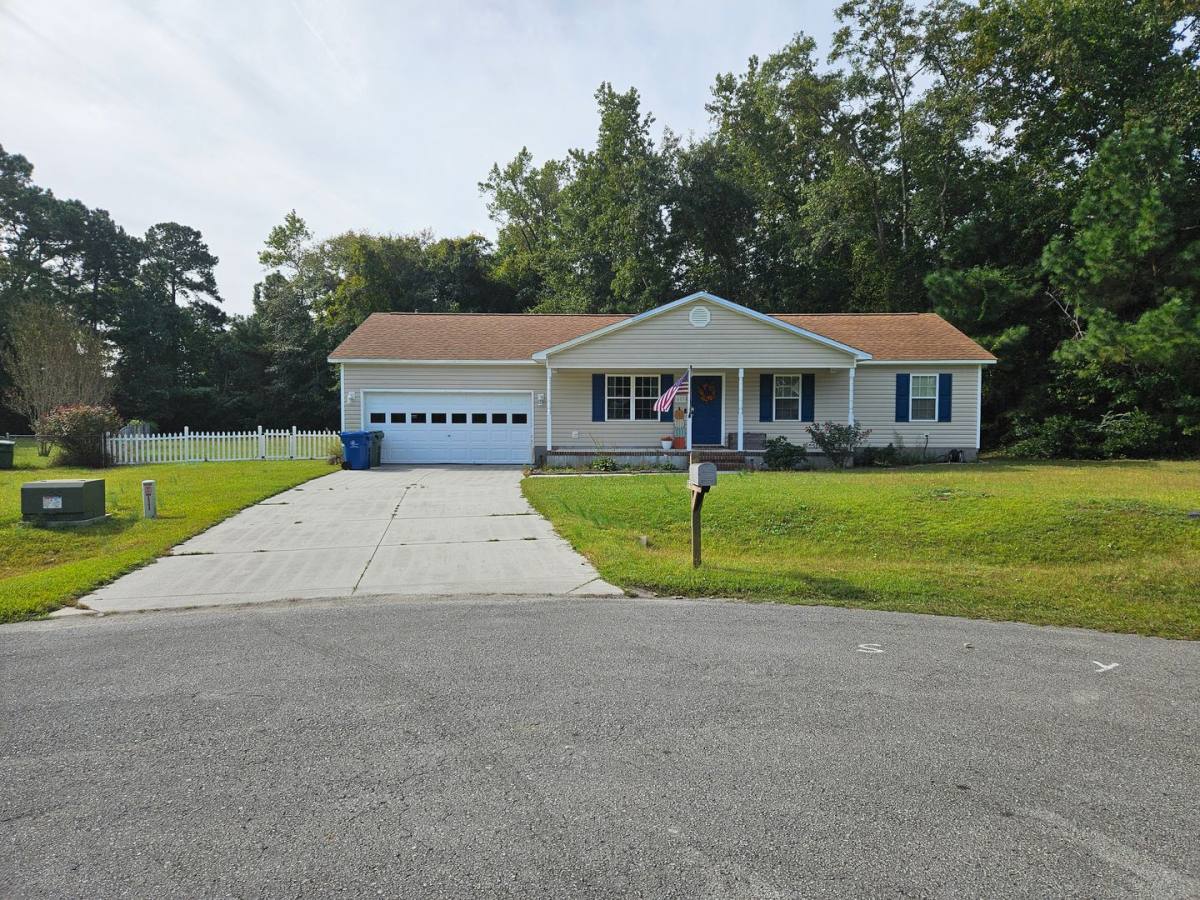 House for rent at 605 Fallow Court, Sneads Ferry, NC 28460