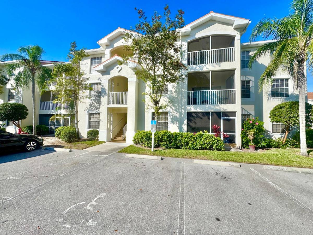Condo for rent at 4625 Saint Croix Lane, Naples, FL 34109