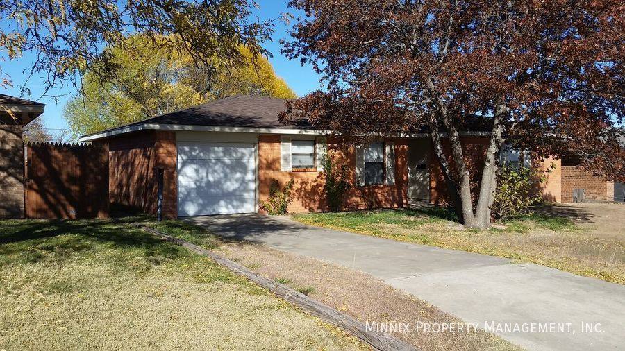 House for rent at 2613 16th Ave, Canyon, TX 79015