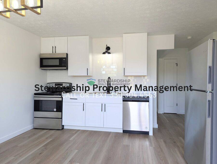Apartment for rent at 5015 Massillon Rd #A, North Canton, OH 44720