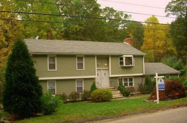Apartment for rent at 23 Wopowog Trail, Shelton, CT 06484