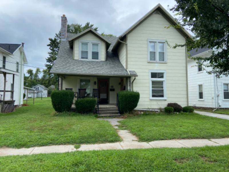 Apartment for rent at 311 1 2 S Enterprise St, Bowling Green, OH 43402