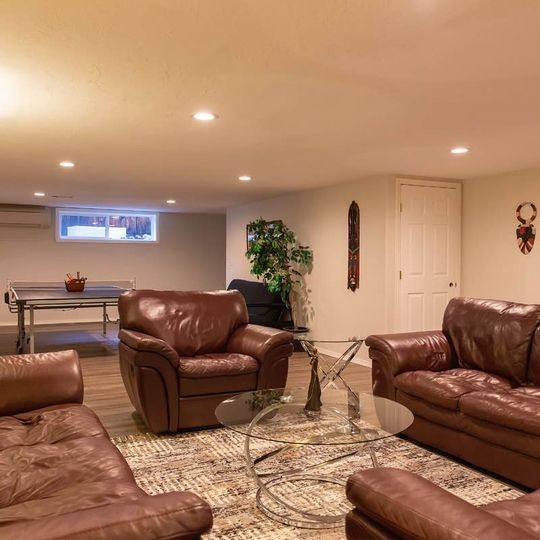 House for rent at 4700 Hillcrest Rd, Medford, OR 97504