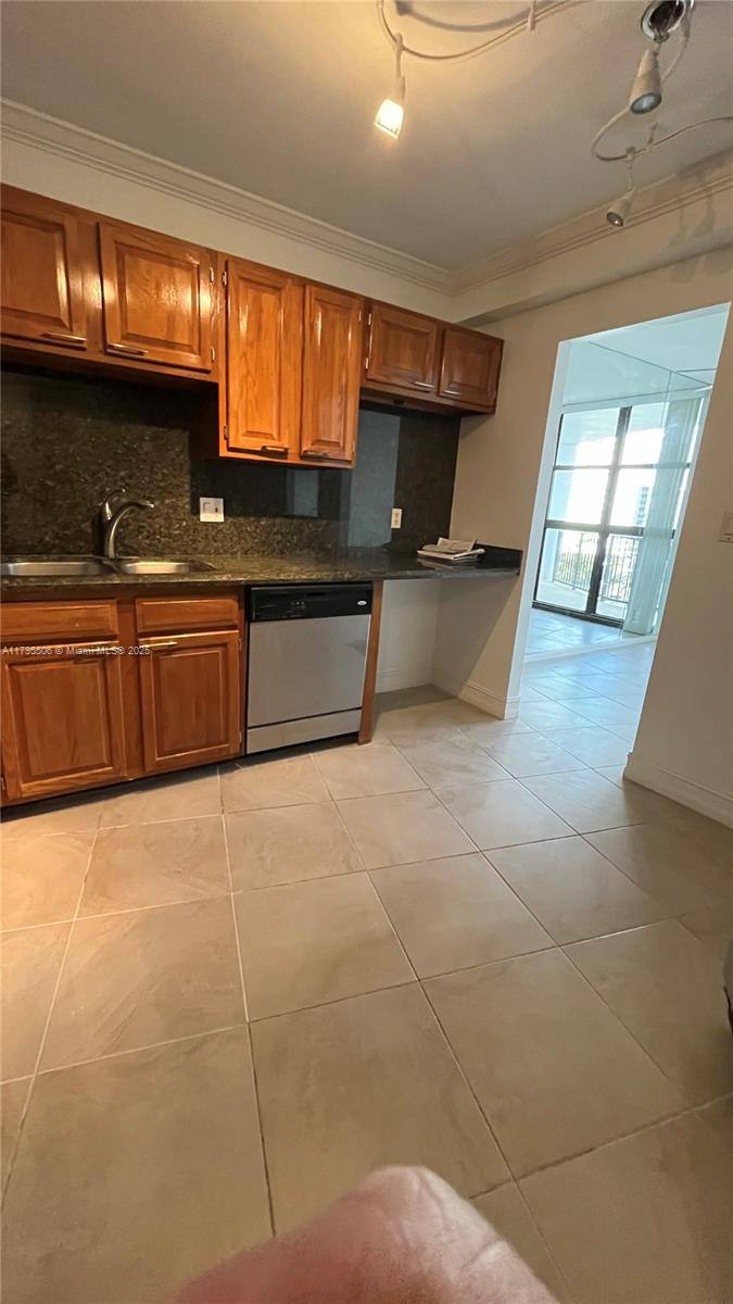Apartment for rent at 1361 S Ocean Blvd #703, Pompano Beach, FL 33062