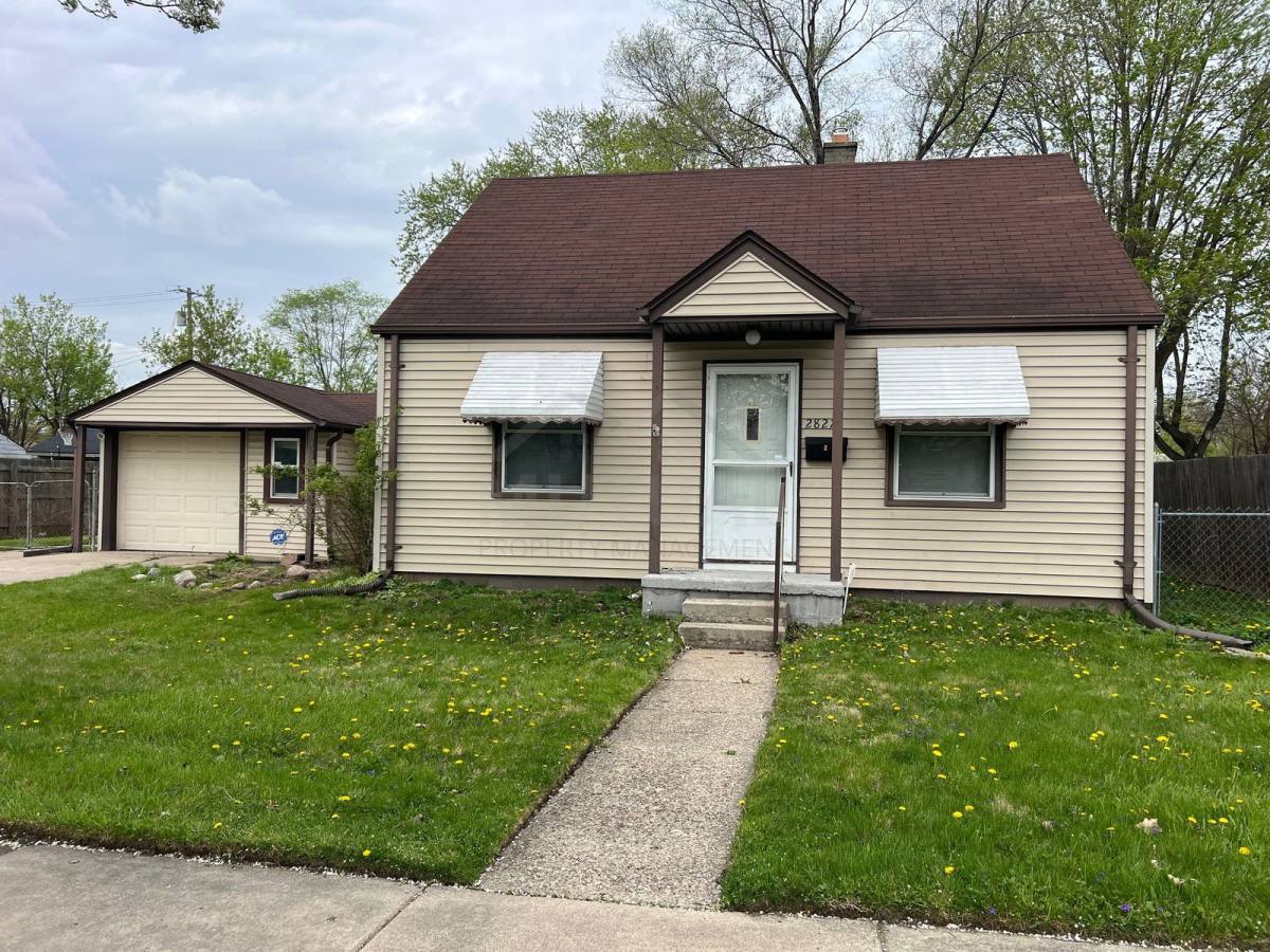 House for rent at 28273 Schram St, Roseville, MI 48066