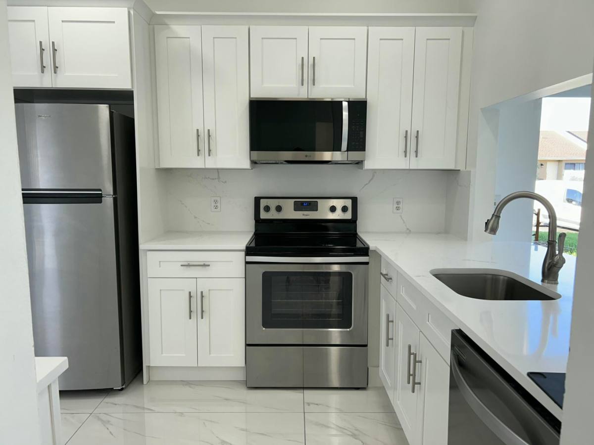 Townhouse for rent at 10212 Boca Bend E #D1, Boca Raton, FL 33428