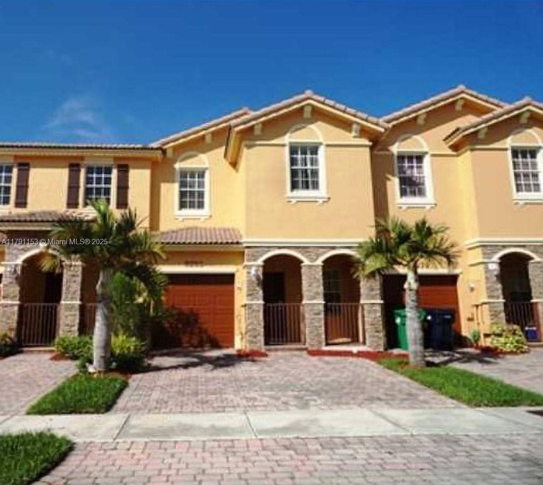 Townhouse for rent at 9283 SW 219th St, Miami, FL 33190