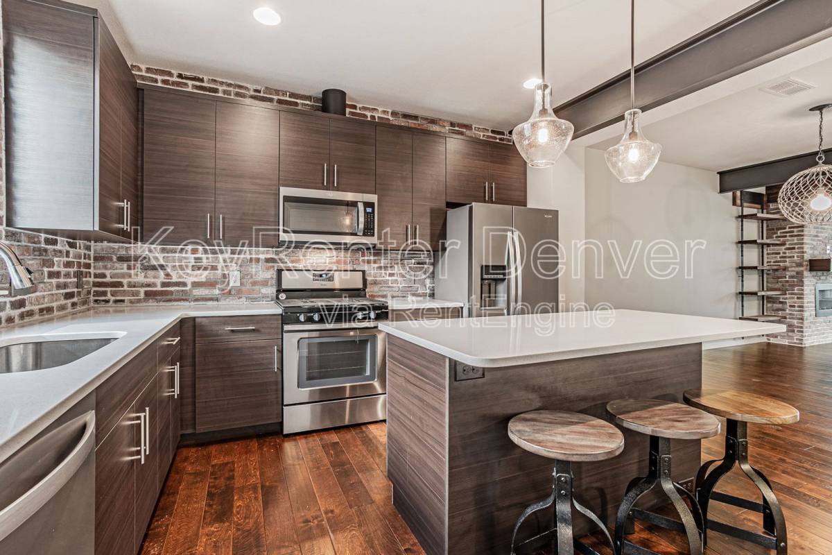 Townhouse for rent at 848 N Kalamath St, Denver, CO 80204