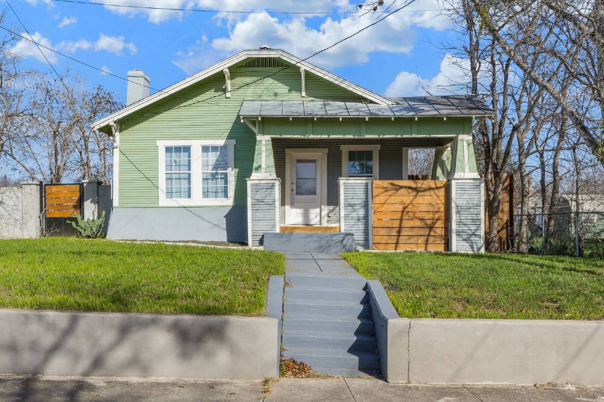 House for rent at 1503 Gibbs St, San Antonio, TX 78202